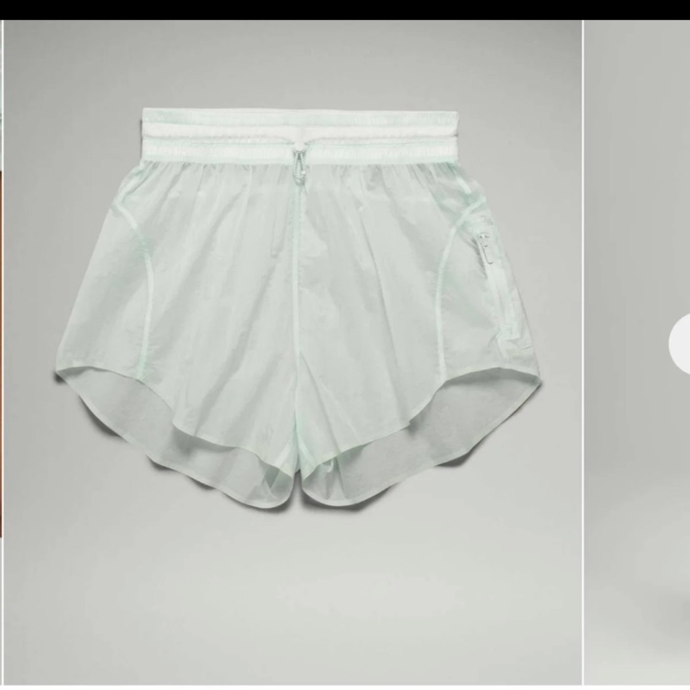Lululemon step out high rise short 3’